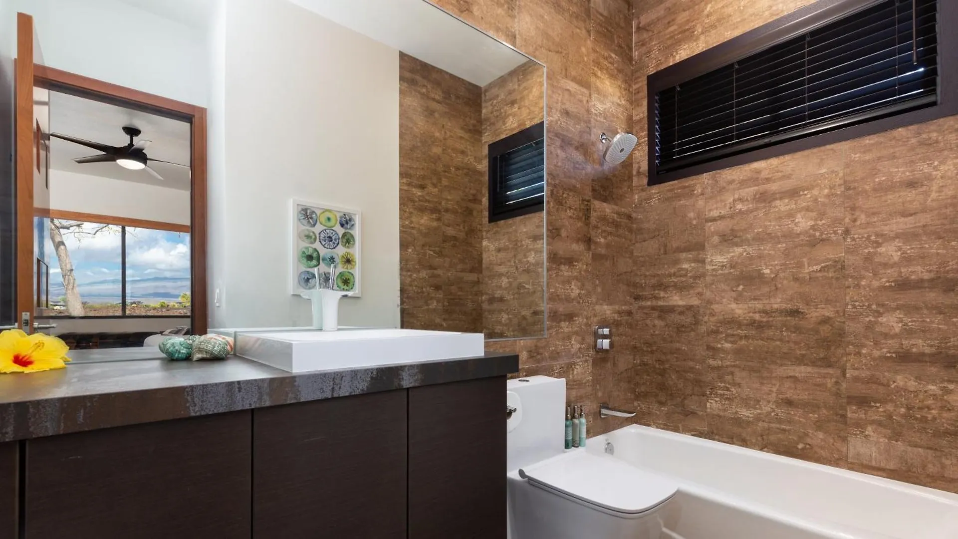 Family Tides Grand 5Br Ainamalu Home With Two Family Suites Waikoloa 0*,  United States
